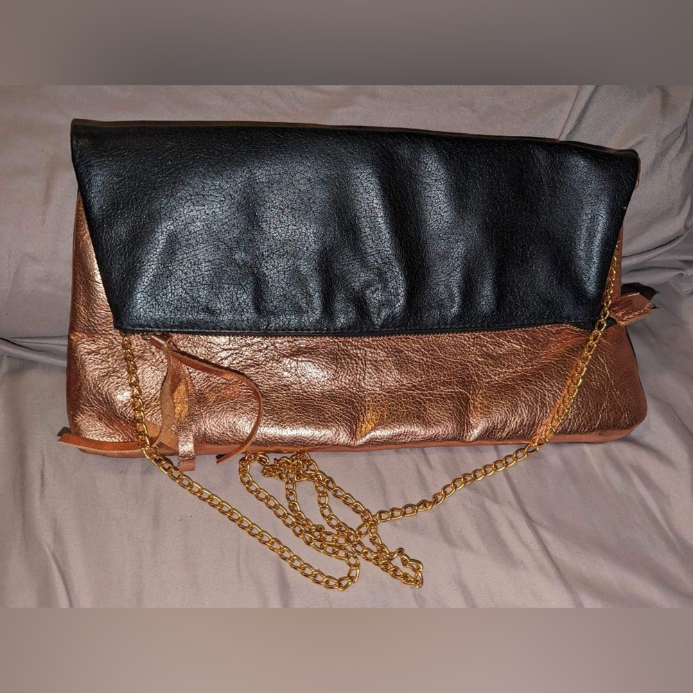 Possé Made in New York 100%Leather  Large Clutch with Chain✨✨